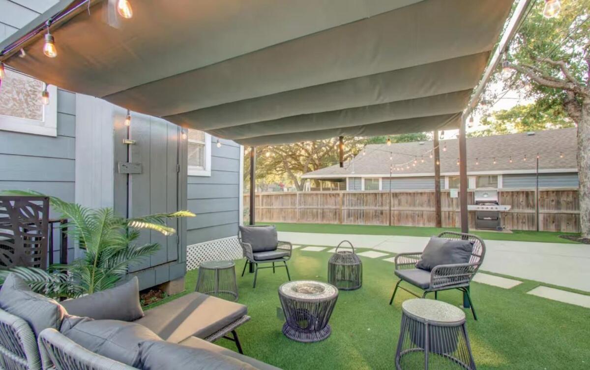 Two-bedroom Townhouse In Downtown *