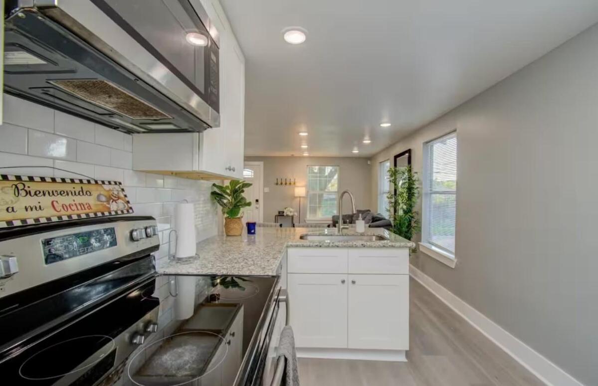 Holiday home Two-bedroom Townhouse In Downtown